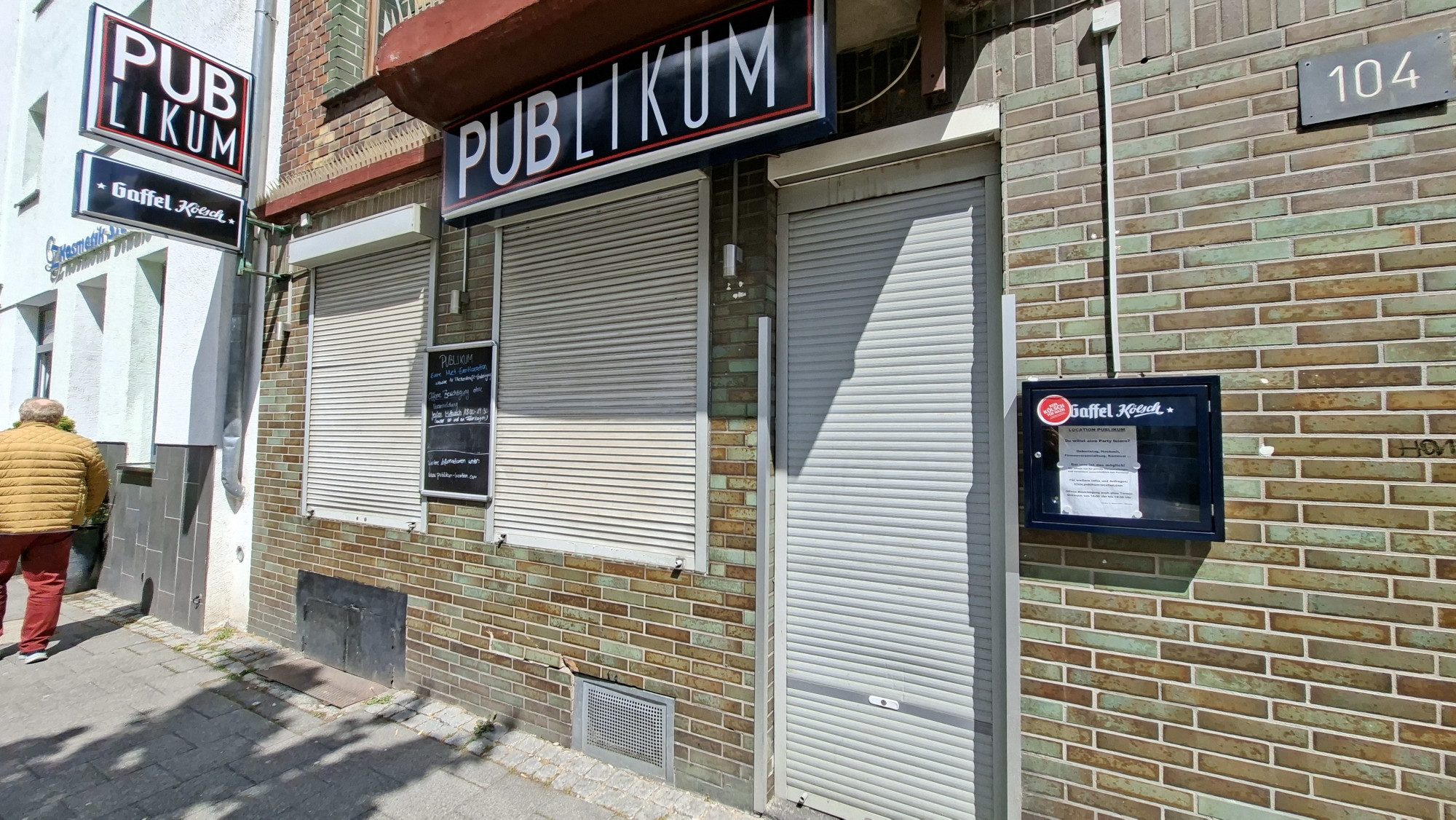 Publikum Partylocation Köln Ehrenfeld